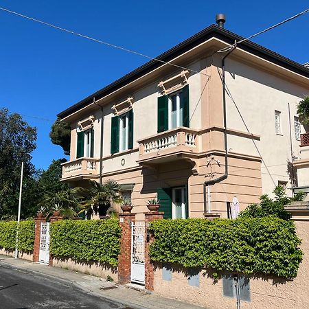 Bed and Breakfast Pura Vida Viareggio Exteriér fotografie